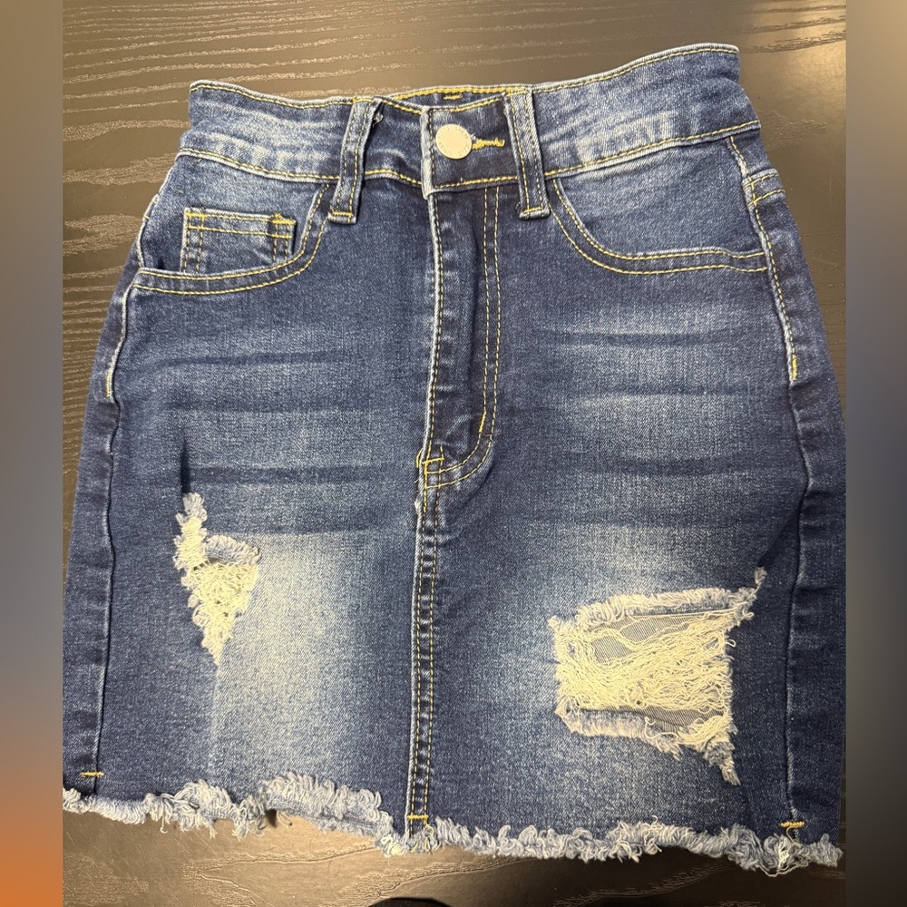 Shein, petite xsmall, jean skirt.